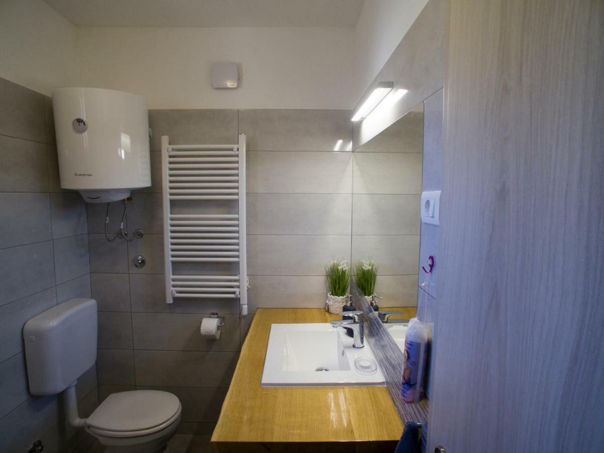 וויס A Lovely And Cozy Room With A Breathtaking View מראה חיצוני תמונה