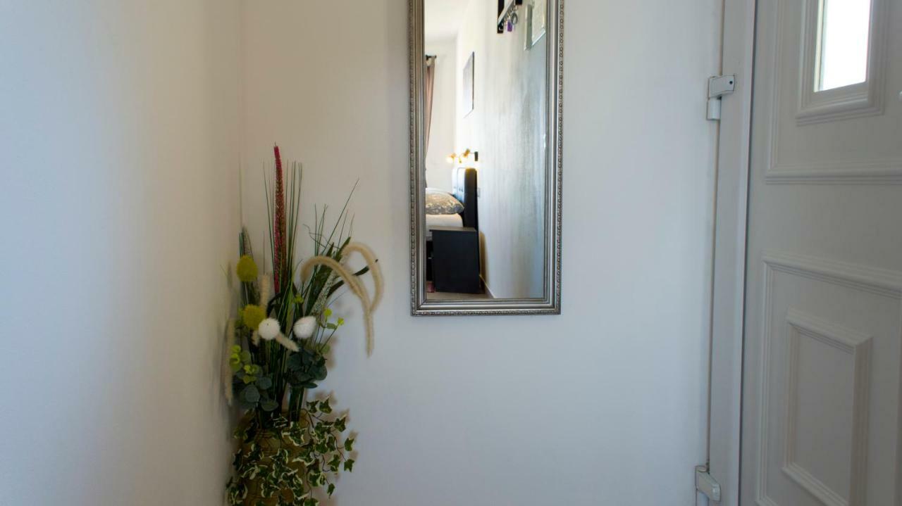 וויס A Lovely And Cozy Room With A Breathtaking View מראה חיצוני תמונה