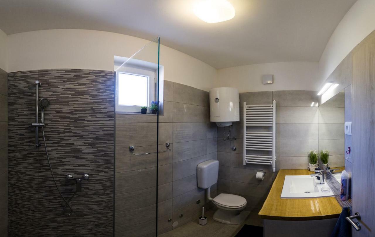 וויס A Lovely And Cozy Room With A Breathtaking View מראה חיצוני תמונה